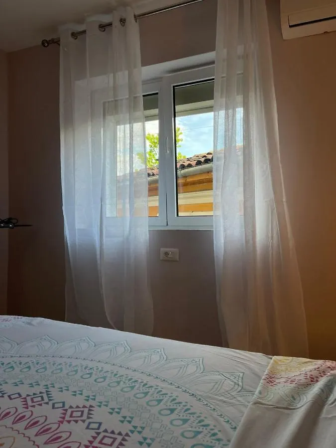 Downtown Deluxe Apartment Shkodra